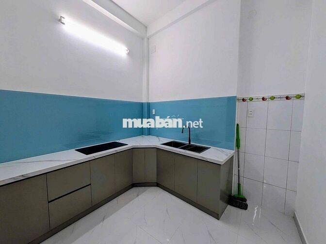 cho thuê nhà mới Hxh trống p11