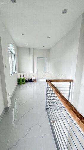 Cho thuê nhà mặt tiền Nguyễn Hữu Cảnh - vị trí đẹp, kinh doanh sầm uất