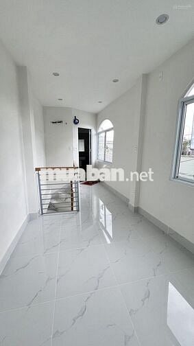 Cho thuê nhà mặt tiền Nguyễn Hữu Cảnh - vị trí đẹp, kinh doanh sầm uất