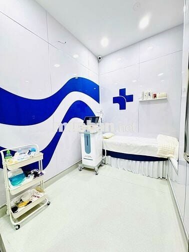 NHÀ- MBKD CMT8 Q.10- HẺM OTO TỚI CỬA- CÁCH MT CHỈ 2 CĂN- HOÀN CÔNG ĐỦ