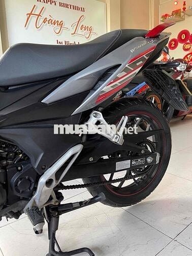 winer x . thắng abs . máy zin im . áo đẹp