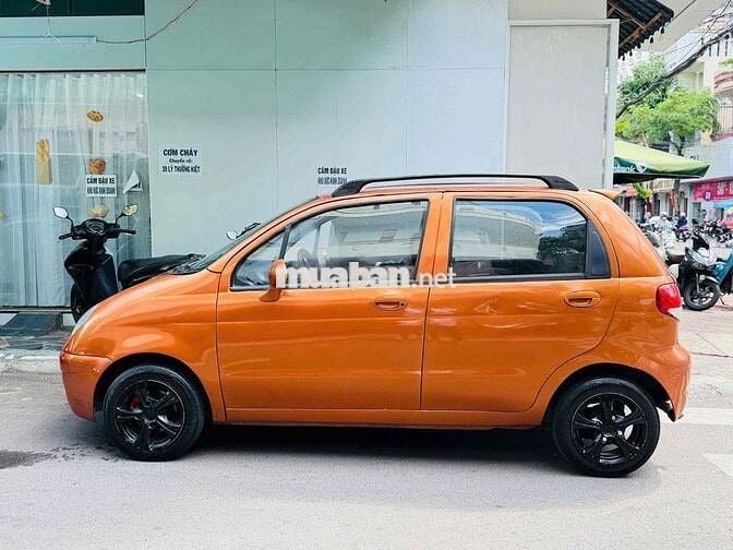 Daewoo Matiz 4 chỗ màu Cam