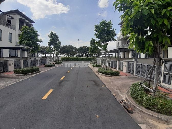 Chính chủ bán nhanh nhà phố small dự án Swan Park vị trí đẹp, giá tốt