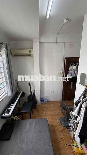 Em pass phòng ạ, em hỗ trợ 500k tiền cọc và có thể thương lượng thêm a
