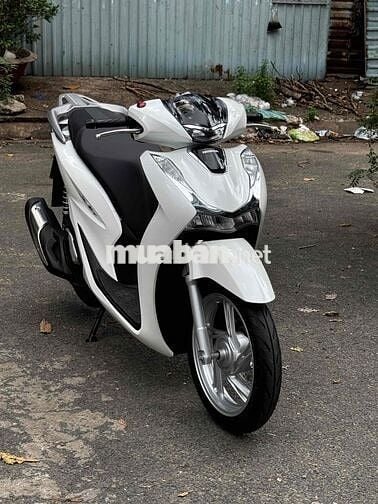 Honda SH 125i 2025 Trắng đen bstp 9 chủ