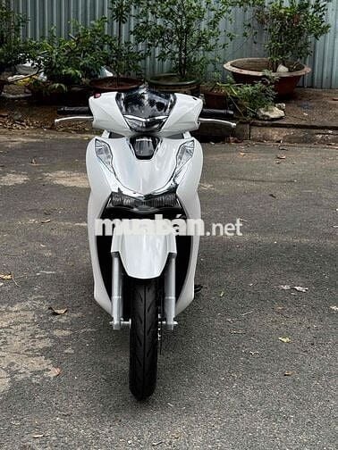Honda SH 125i 2025 Trắng đen bstp 9 chủ