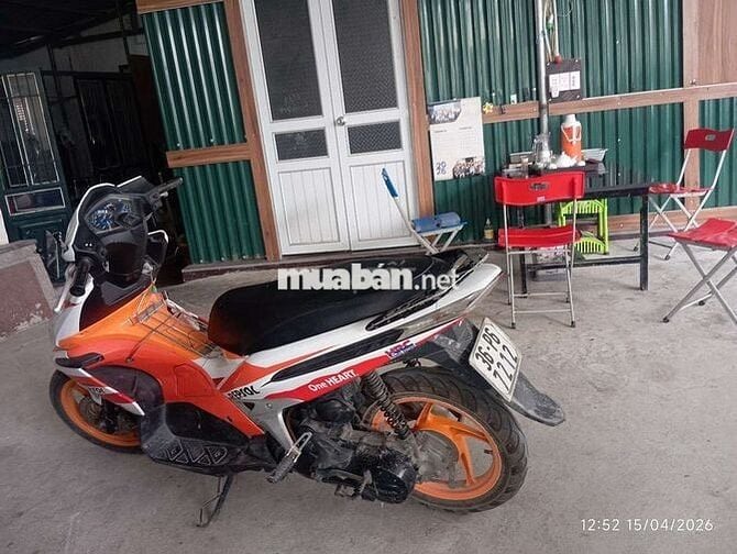 Honda Air Blade Thể thao Trắng cam