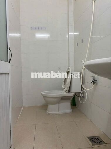 Chính chủ cho thuê nhà nguyên căn mặt tiền hẻm 1874 Lê Văn Lương