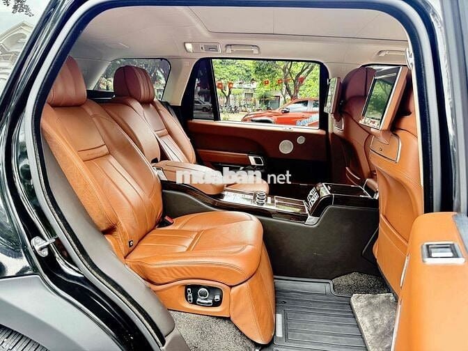 Range Rover SVAutobiography