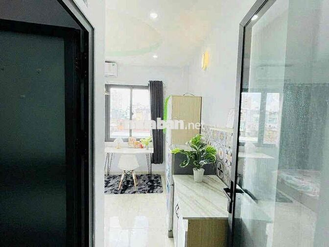 TRỐNG SẴN 2 CĂN DẠNG STUDIO CỬA SỔ TRỜI THOÁNG GẦN HỒ CON RÙA Q3