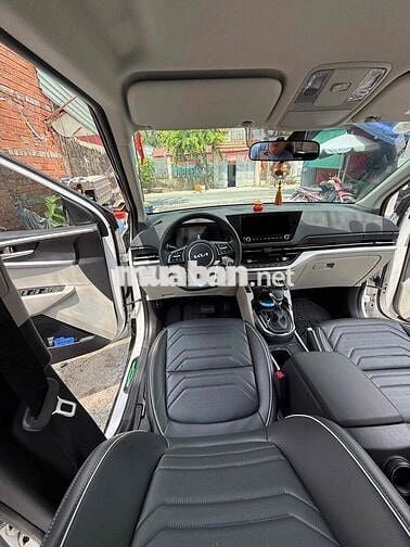Kia Carens 2024 Trắng 19.000 km