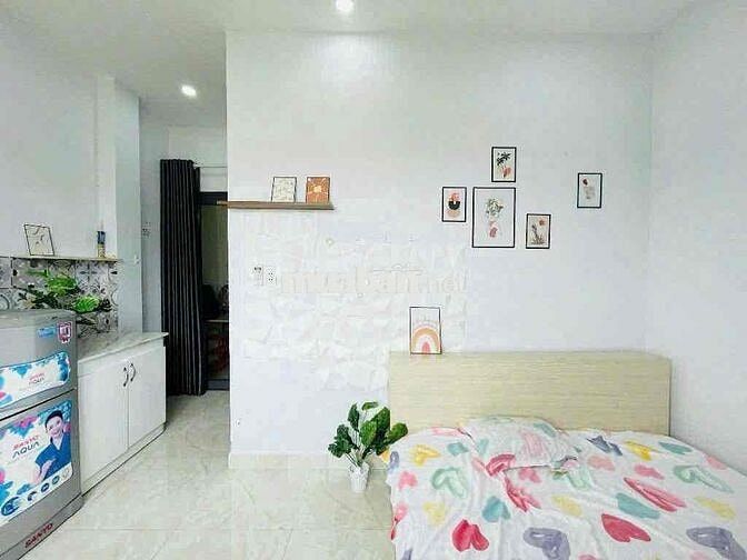 TRỐNG SẴN 2 CĂN DẠNG STUDIO CỬA SỔ TRỜI THOÁNG GẦN HỒ CON RÙA Q3