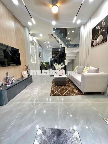 LÊN SÓNG MINI HOUSE NGAY ST EMART PHAN HUY ÍCH, P12, GV, HCM - 4.39 TỶ