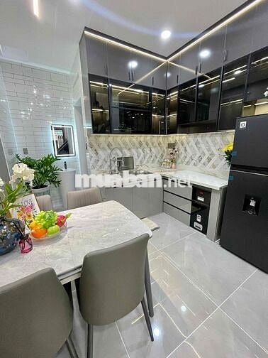 LÊN SÓNG MINI HOUSE NGAY ST EMART PHAN HUY ÍCH, P12, GV, HCM - 4.39 TỶ