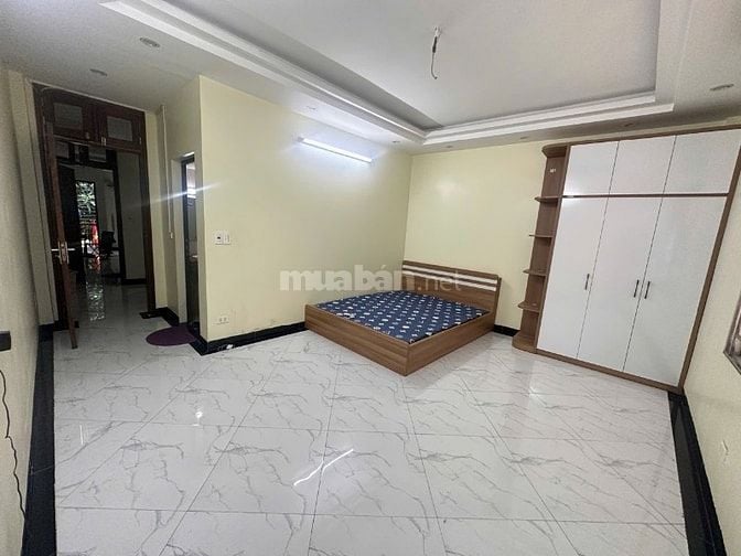 Cho thuê phòng Khép kín đẹp rộng rãi DT 33m2 đầy đủ tiện nghi