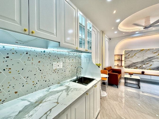 💥Sát hxh Tăng Bạt Hổ, có sân để xe, có PN trệt 🍀Chỉ 4.35 tỷ bớt lộc 