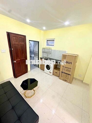 Cho thuê căn hộ 1PN Ban công, máy giặt riêng Q8 gần Parc Mall