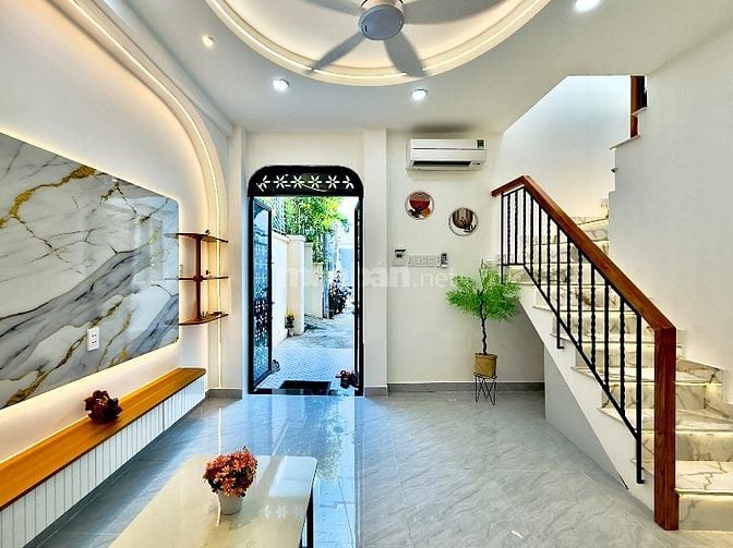 💥Sát hxh Tăng Bạt Hổ, có sân để xe, có PN trệt 🍀Chỉ 4.35 tỷ bớt lộc 