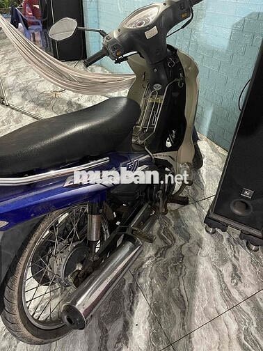SYM Elegant 50cc Xanh Trắng