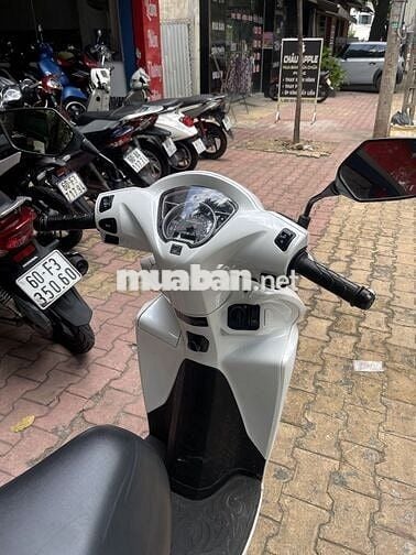 Honda Vision 2022 Trắng