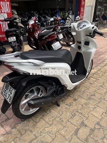 Honda Vision 2022 Trắng
