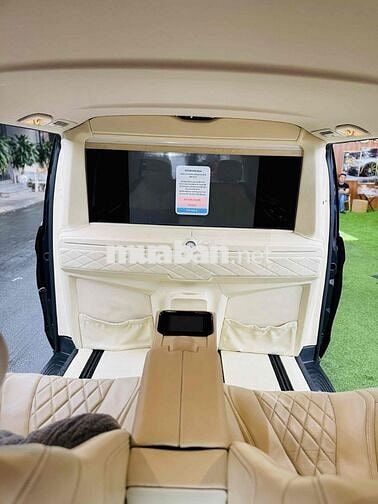 Mercedes-Benz V250 2018 Xanh Tự động 7 cấp