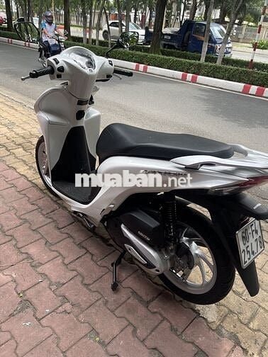 Honda Vision 2022 Trắng