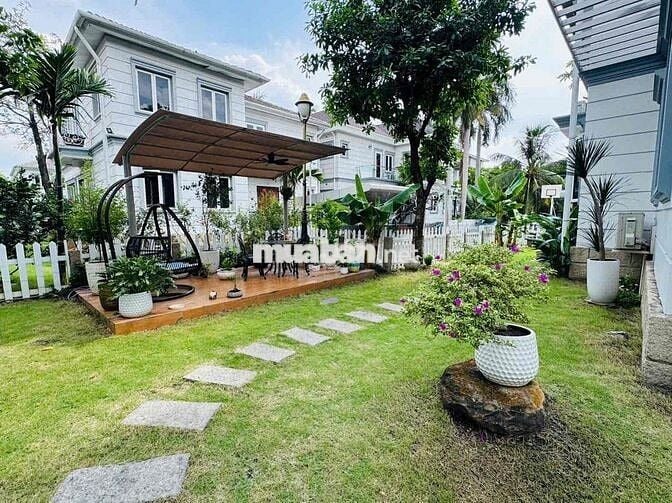 BIỆT THỰ SÂN VƯỜN 2 TẦNG 300M-THỦ ĐỨC GRADEN HOME SÁT VẠN PHÚC CITY