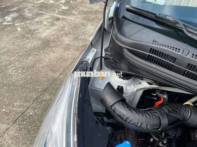 Hyundai Grand i10 1.0 Số sàn Bạc