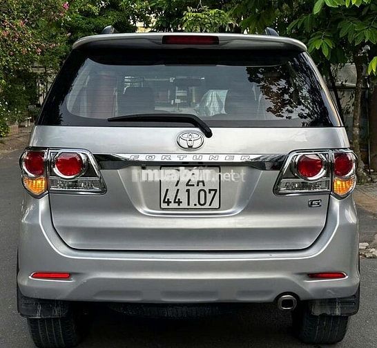 Toyota Fortuner 2012 Số sàn Bạc