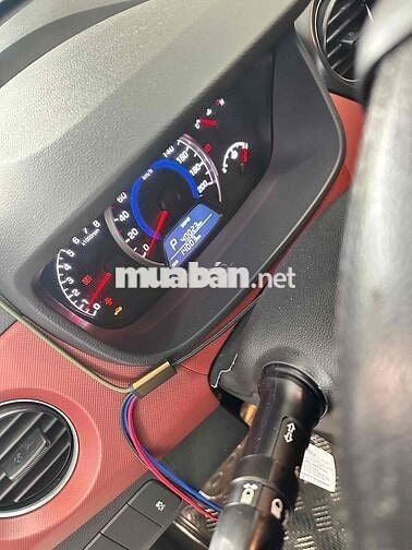 Hyundai i10 2021 Tự động Nâu