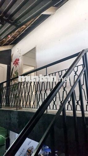 Phòng 2PN + P.khách 40m2, toilet trong phòng