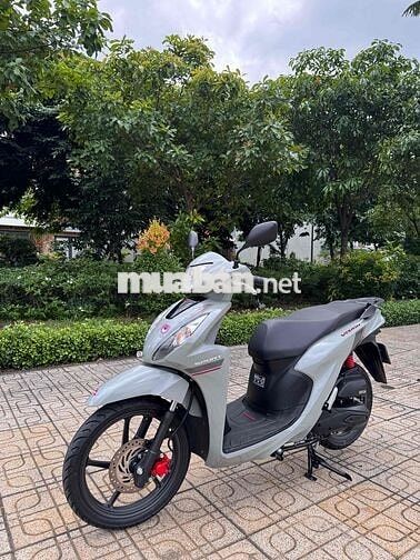 Honda Vision Cao cấp Smakey 2026 Xám 900km
