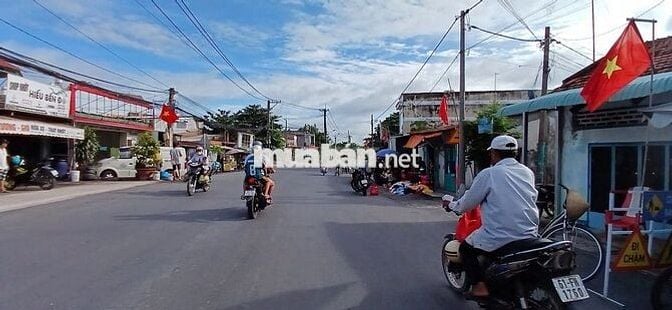 CHỦ KẸT TIỀN BÁN ĐẤT 371M2 - MẶT TIỀN NHỰA TTHC TRẢNGBÀNG 520TR - SHR