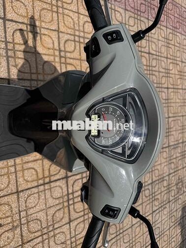 Honda Vision Cao cấp Smakey 2026 Xám 900km