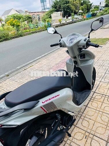 Honda Vision Cao cấp Smakey 2026 Xám 900km