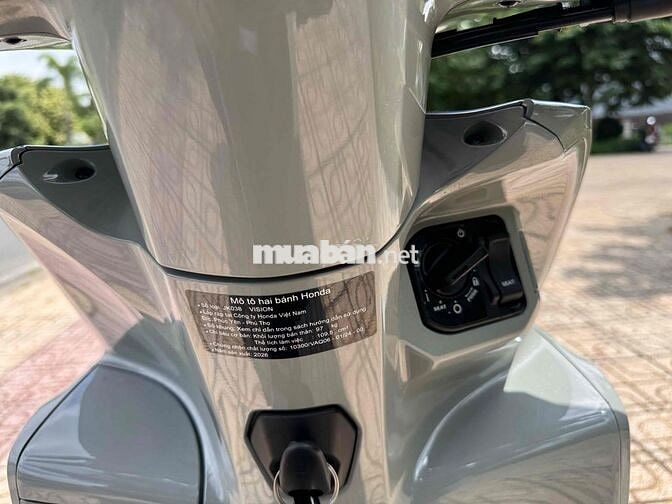 Honda Vision Cao cấp Smakey 2026 Xám 900km