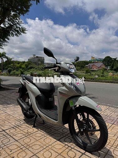 Honda Vision Cao cấp Smakey 2026 Xám 900km