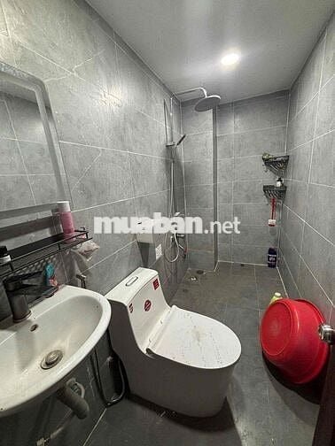 Cho thuê nhà nguyên căn Dương cát lợi sát quận 7
