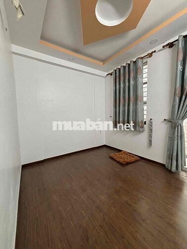 Cho thuê nhà nguyên căn Dương cát lợi sát quận 7