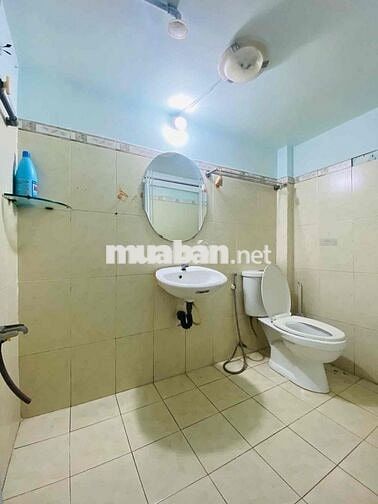 Lê Đức Thọ - 61M2 - Giá Nhỉnh 3 Tỷ( TL) - Sân Rộng