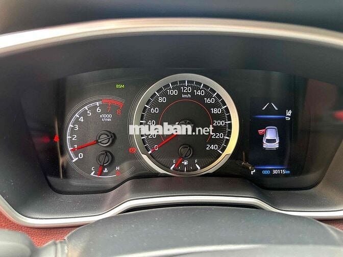 Toyota Corolla Cross 1.8V 2022 Ghế da - 30.000 km