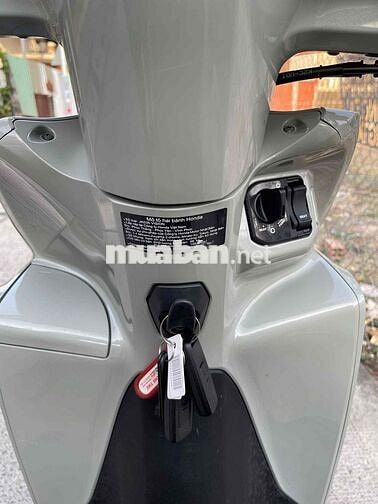 Honda Vision Thể thao 2024 Xám xi măng 900km