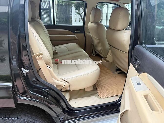 Ford Everest Limiter 2.5 máy dầu AT đời cuối 2009