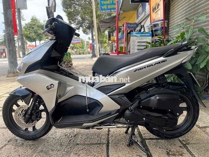 Honda Air Blade 125 2017 Xám bạc