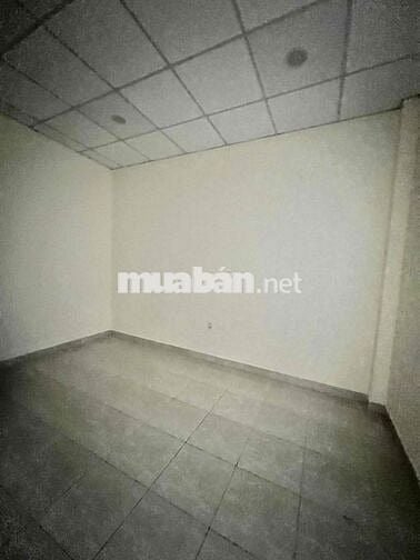 Cho Thuê Nhà DT 140m2 1Trệt 1Lầu 3Pn 2Wc Sân Xe Máy Hẻm Xe Tải