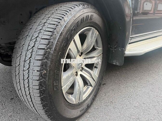 Ford Everest Limiter 2.5 máy dầu AT đời cuối 2009