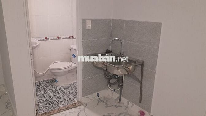 Nhà ở nguyên căn mặt tiền 60m2, giá chỉ 4.5 Tr, Vĩnh Lộc A, Bình Chánh