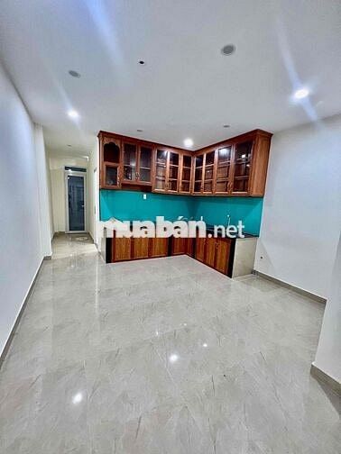 Cho Thuê Nhà DT 140m2 1Trệt 1Lầu 3Pn 2Wc Sân Xe Máy Hẻm Xe Tải