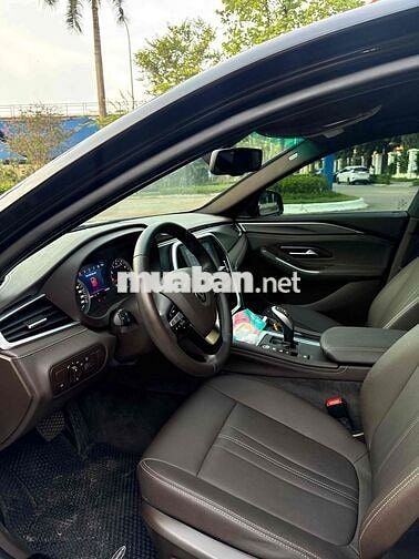 VinFast Lux A2.0 Turbo Đen 5 chỗ Xăng